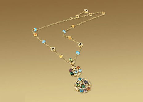 2011时尚新娘首饰流行趋势 彩钻珠宝首饰与奢华服装的完美融合